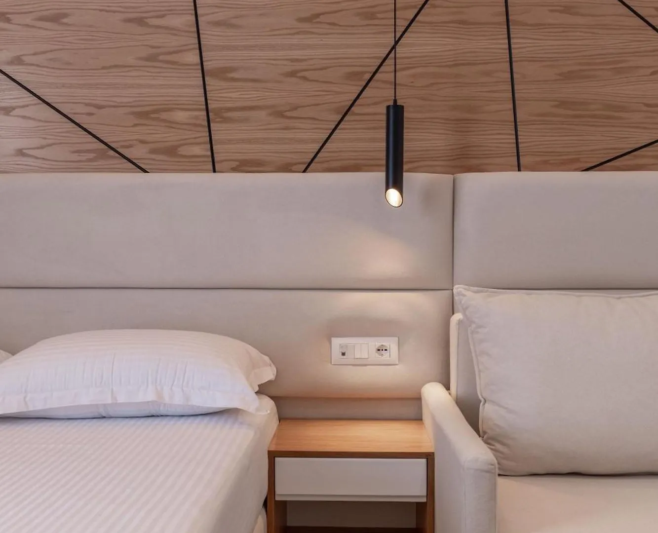 Hotel Aboja Inn Ksamil