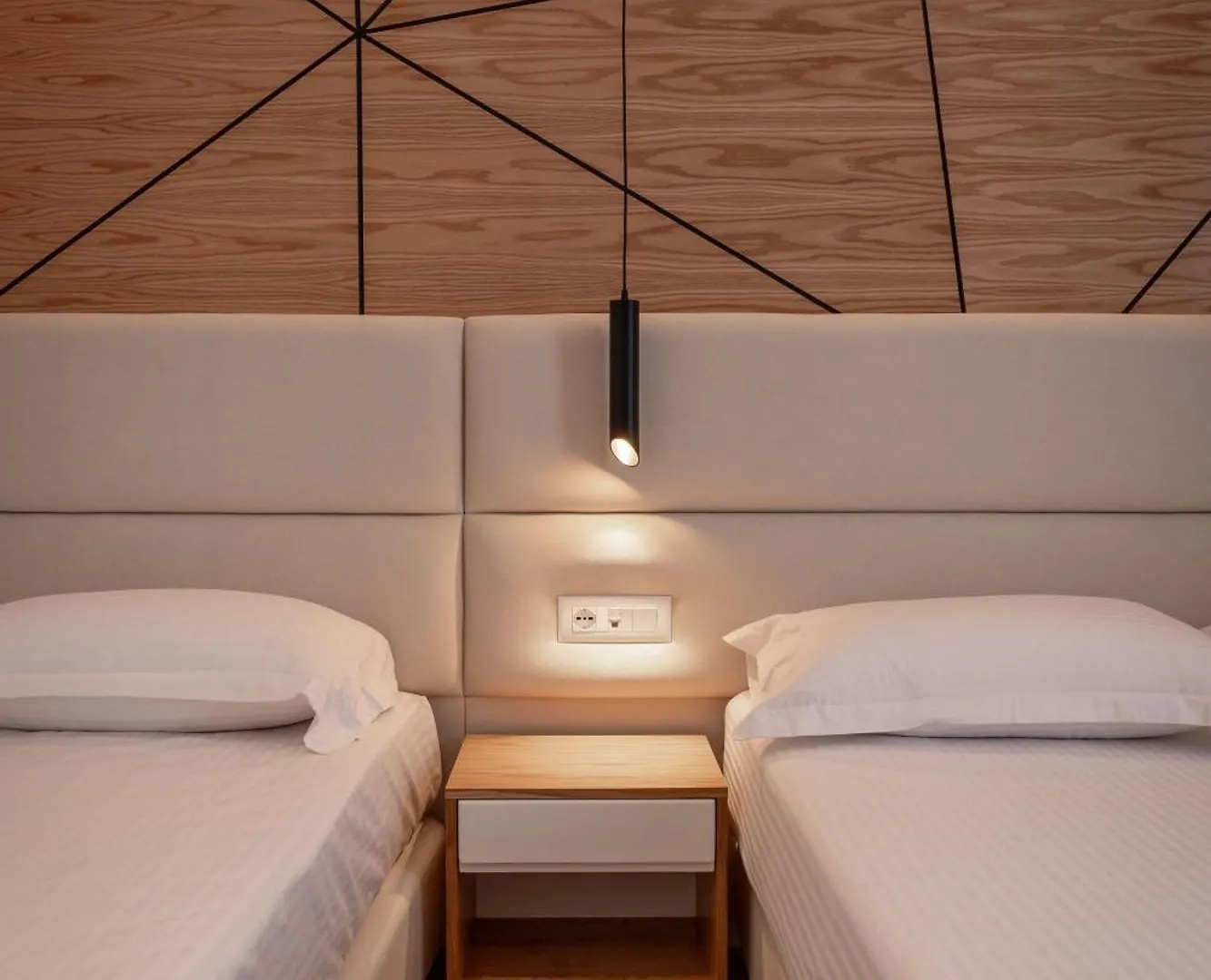 Hotel Aboja Inn Ksamil